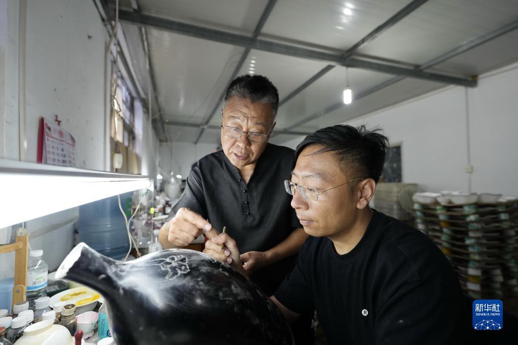 威尼斯真人发牌